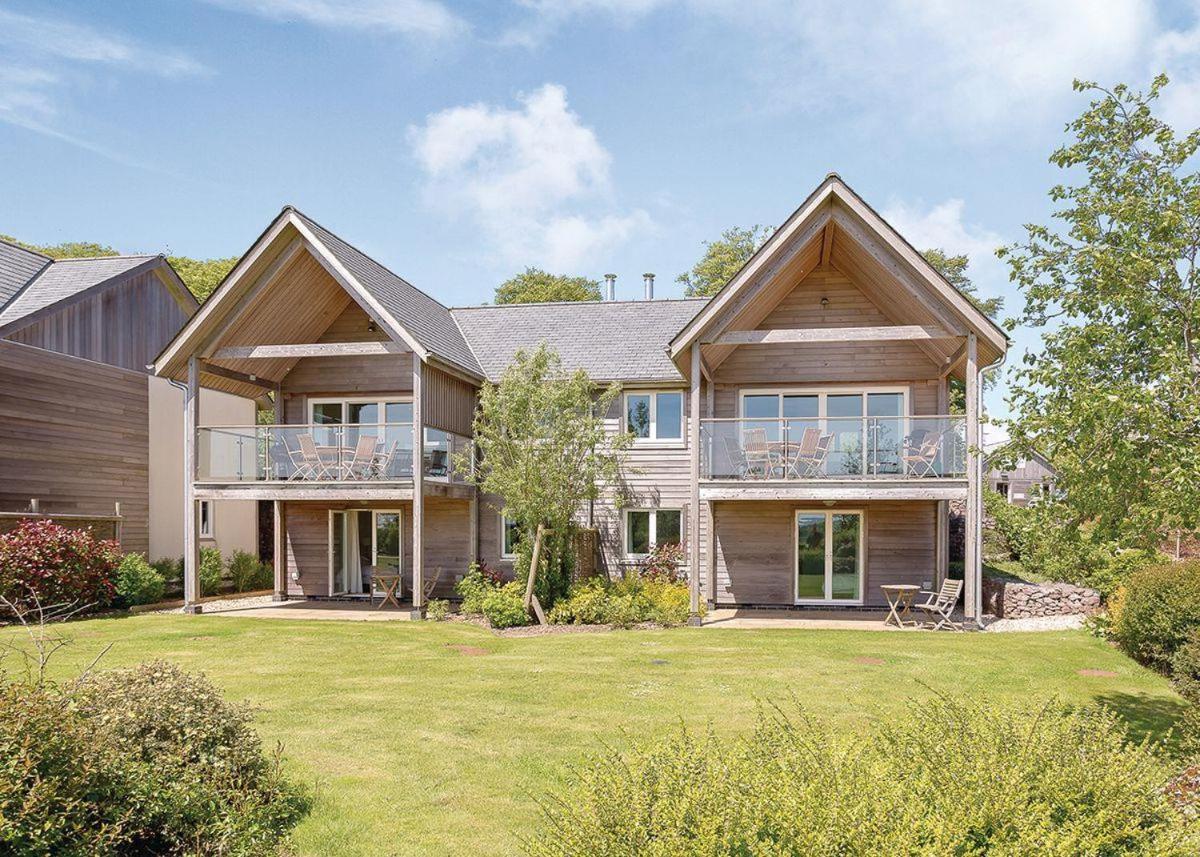 צ'ארד Swandown Lodges מראה חיצוני תמונה