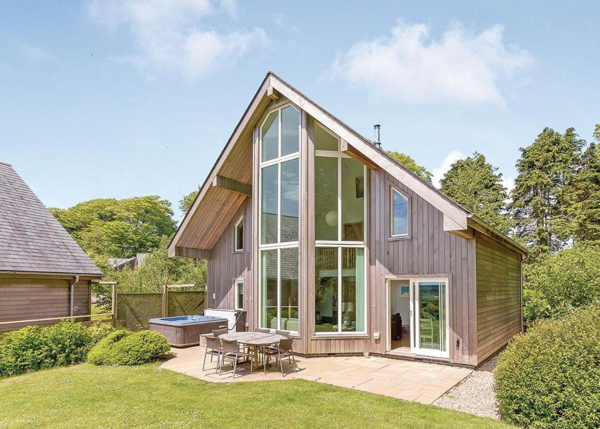 צ'ארד Swandown Lodges מראה חיצוני תמונה