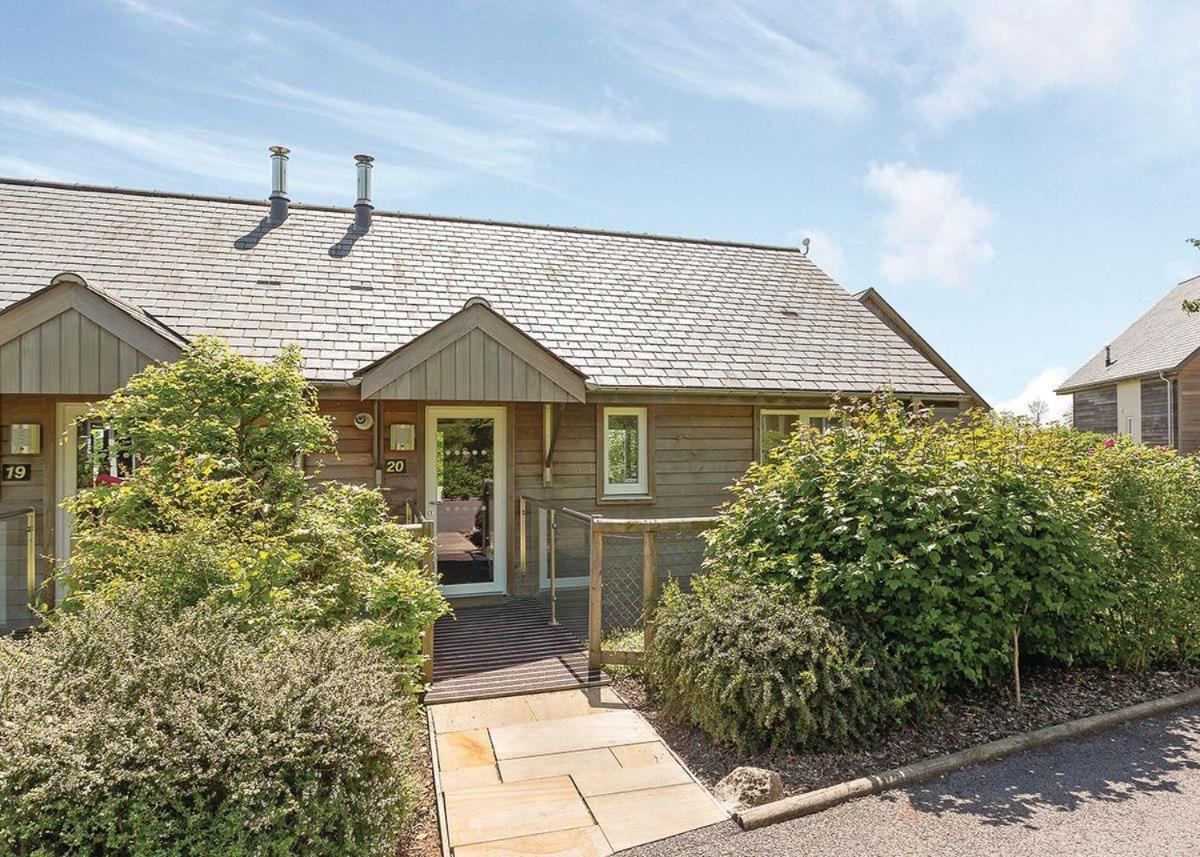 צ'ארד Swandown Lodges מראה חיצוני תמונה