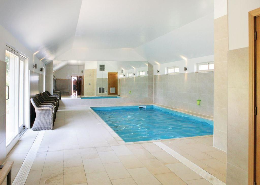 צ'ארד Swandown Lodges מראה חיצוני תמונה
